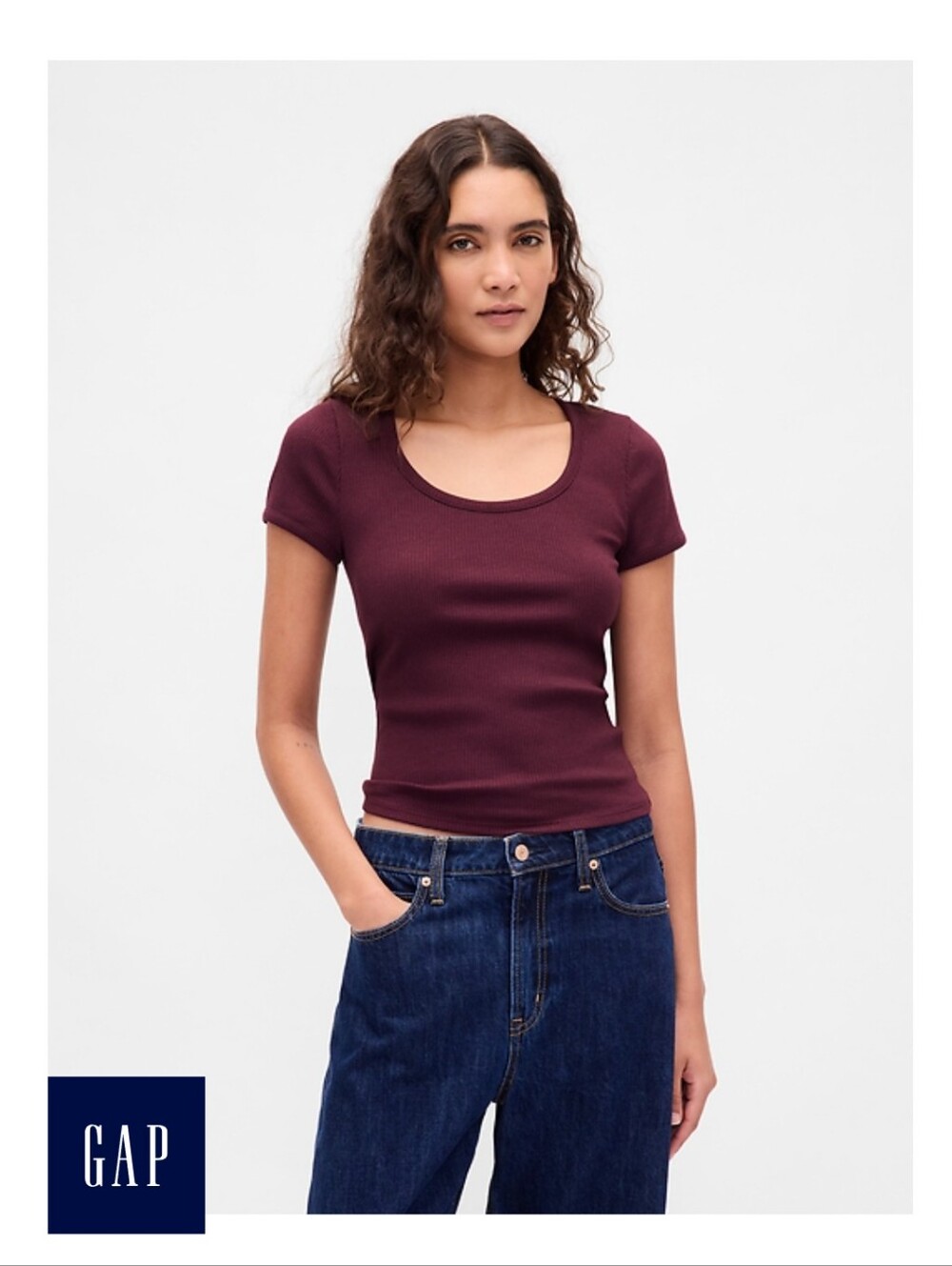 GAP Scoop Neck Ribbed Crop Tee